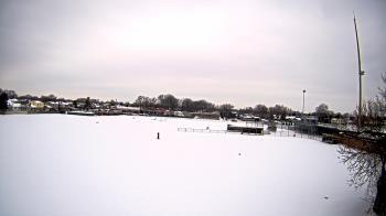 Weather camera view of Crestwood HS.