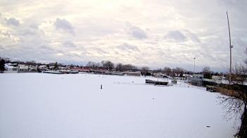 Weather camera view of Crestwood HS.
