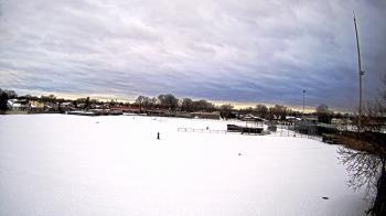 Weather camera view of Crestwood HS.