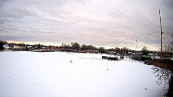 Weather camera view of Crestwood HS.