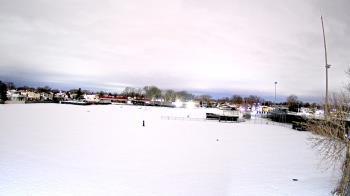 Weather camera view of Crestwood HS.