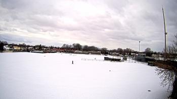 Weather camera view of Crestwood HS.