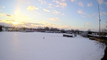 Weather camera view of Crestwood HS.