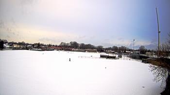 Weather camera view of Crestwood HS.