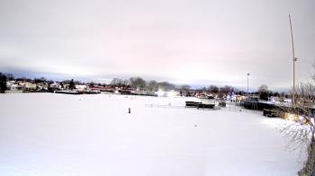 Weather camera view of Crestwood HS.