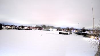 Weather camera view of Crestwood HS.