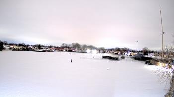 Weather camera view of Crestwood HS.