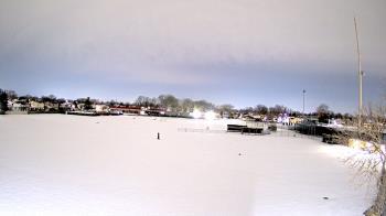 Weather camera view of Crestwood HS.