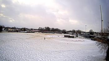 Weather camera view of Crestwood HS.
