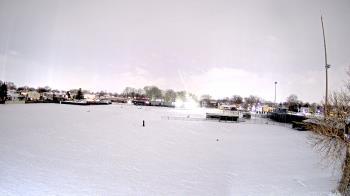 Weather camera view of Crestwood HS.