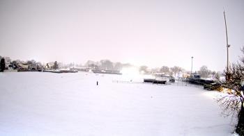 Weather camera view of Crestwood HS.