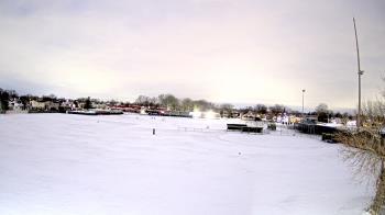 Weather camera view of Crestwood HS.