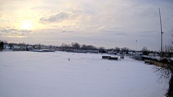 Weather camera view of Crestwood HS.