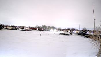 Weather camera view of Crestwood HS.