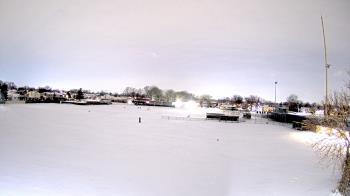 Weather camera view of Crestwood HS.