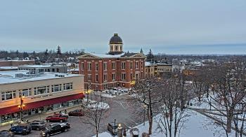 Weather camera view of City of Woodstock.