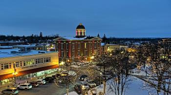 Weather camera view of City of Woodstock.