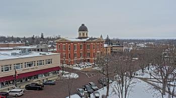 Weather camera view of City of Woodstock.