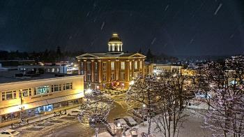 Weather camera view of City of Woodstock.