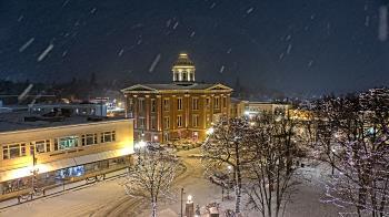 Weather camera view of City of Woodstock.