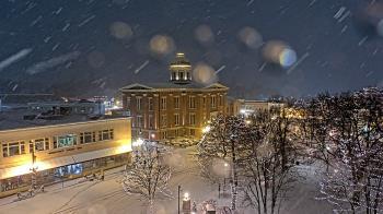 Weather camera view of City of Woodstock.