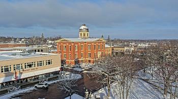 Weather camera view of City of Woodstock.