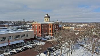 Weather camera view of City of Woodstock.