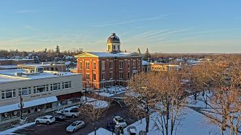 Weather camera view of City of Woodstock.