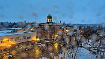 Weather camera view of City of Woodstock.