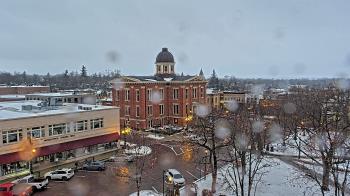 Weather camera view of City of Woodstock.