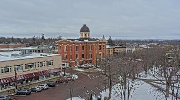 Weather camera view of City of Woodstock.