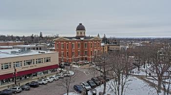 Weather camera view of City of Woodstock.