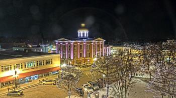 Weather camera view of City of Woodstock.