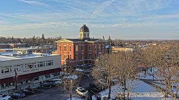 Weather camera view of City of Woodstock.