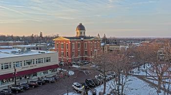 Weather camera view of City of Woodstock.