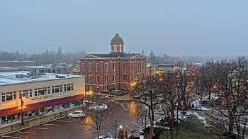 Weather camera view of City of Woodstock.