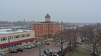 Weather camera view of City of Woodstock.