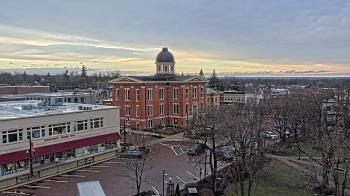 Weather camera view of City of Woodstock.
