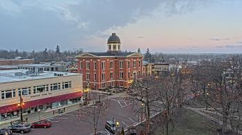 Weather camera view of City of Woodstock.