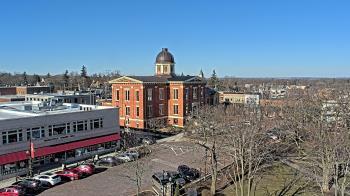 Weather camera view of City of Woodstock.