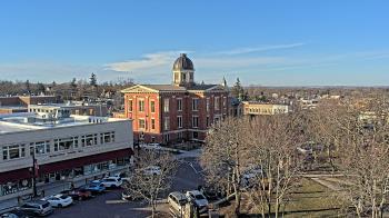Weather camera view of City of Woodstock.