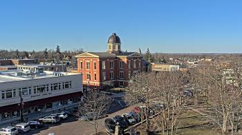Weather camera view of City of Woodstock.