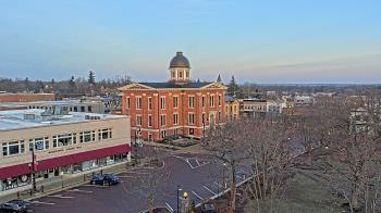 Weather camera view of City of Woodstock.