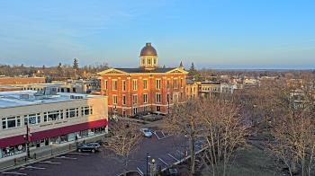 Weather camera view of City of Woodstock.
