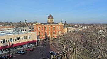 Weather camera view of City of Woodstock.
