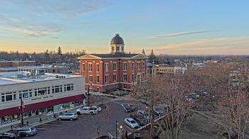 Weather camera view of City of Woodstock.
