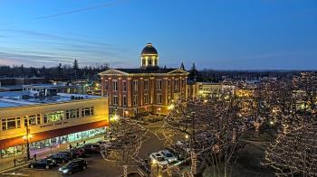 Weather camera view of City of Woodstock.