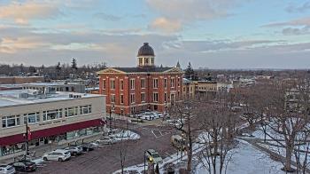Weather camera view of City of Woodstock.