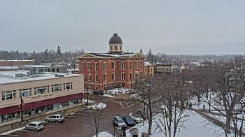 Weather camera view of City of Woodstock.