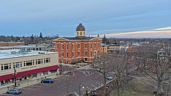 Weather camera view of City of Woodstock.